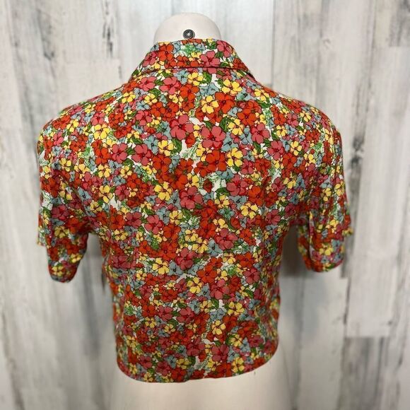 Floral top  - Picture 3 of 5